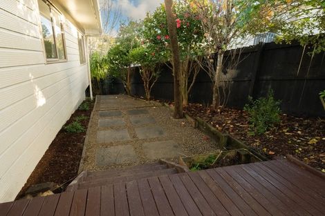 Photo of property in 25 Loughanure Place, Massey, Auckland, 0614
