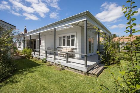 Photo of property in 36 Park Road, Katikati, 3129