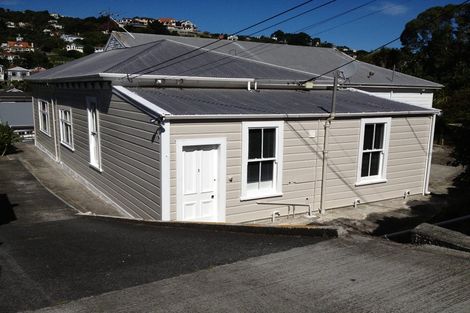 Photo of property in 36 The Parade, Island Bay, Wellington, 6023