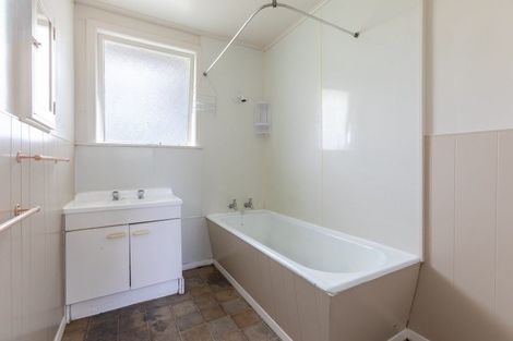 Photo of property in 194 River Road, Kumeroa, Woodville, 4997