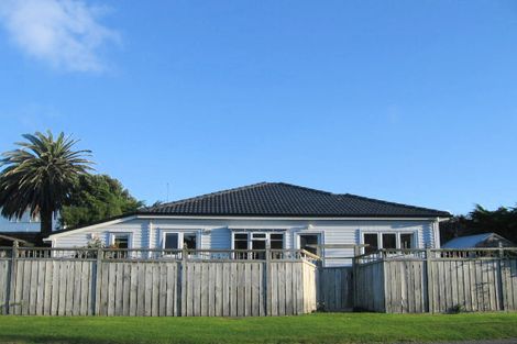 Photo of property in 4 Nathan Avenue, Paraparaumu Beach, Paraparaumu, 5032