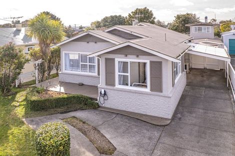 Photo of property in 35 Durie Street, Durie Hill, Whanganui, 4500