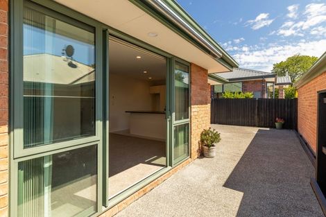 Photo of property in 4/6 Wainoni Road, Wainoni, Christchurch, 8061