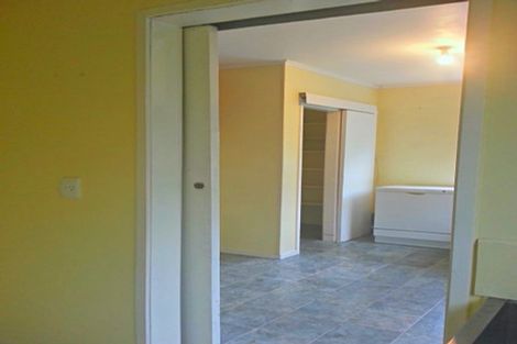 Photo of property in 2/63 High Road, Glenfield, Auckland, 0629