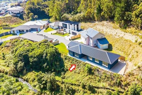 Photo of property in 7 Hull Place, Whitby, Porirua, 5024