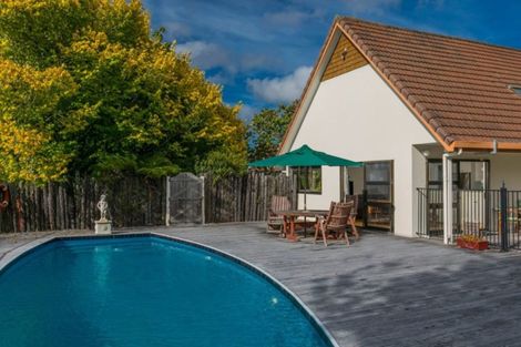 Photo of property in 31 Rangitopuni Road, Riverhead, 0793