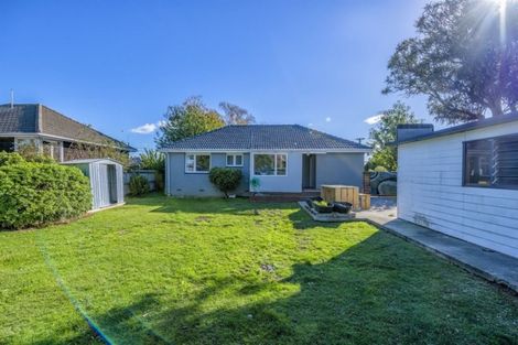 Photo of property in 106 Avonhead Road, Avonhead, Christchurch, 8042
