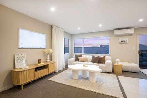 Photo of property in 48 Endeavour Drive, Whitby, Porirua, 5024