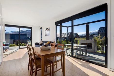 Photo of property in 6 Mckenzies Shute, Jacks Point, Queenstown, 9371