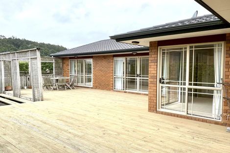 Photo of property in 14 Darimouth Place, Albany, Auckland, 0632