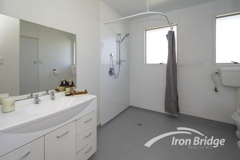 Photo of property in 33 Lamorna Road, Parklands, Christchurch, 8083