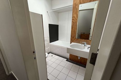 Photo of property in 22/185 Tasman Street, Mount Cook, Wellington, 6021