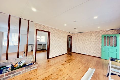 Photo of property in 8 Plumley Crescent, Mangere, Auckland, 2022