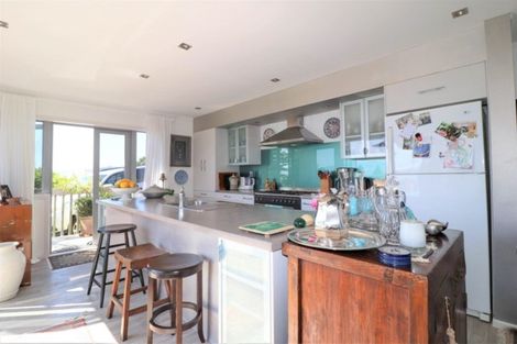 Photo of property in 2 Arthur Road, Ngarimu Bay, Thames, 3575