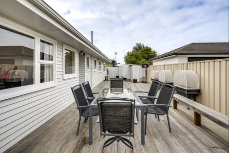 Photo of property in 37 Merton Crescent, Pirimai, Napier, 4112