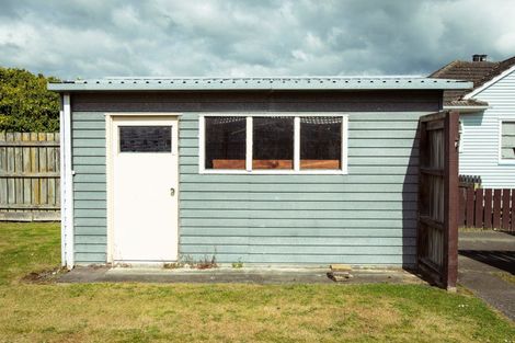 Photo of property in 240 High Street, Dannevirke, 4930