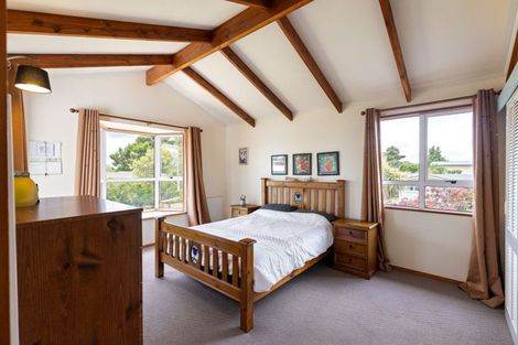 Photo of property in 6 Belgrave Place, Awapuni, Palmerston North, 4412