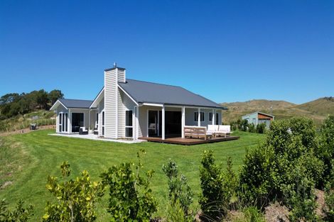 Photo of property in 11 Gonda Lane, Ocean Beach, 4294