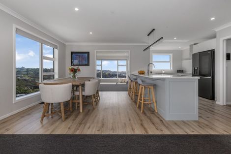 Photo of property in 6 Stunsail Lane, Whitby, Porirua, 5024