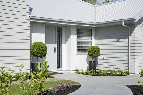 Photo of property in 11 Munro Oak Lane, Clevedon, 2582