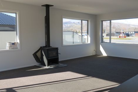 Photo of property in 115 Inniscort Street, Cromwell, 9310