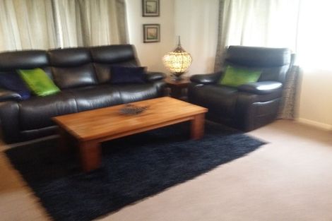 Photo of property in 5 Fleetwood Drive, Henderson, Auckland, 0612