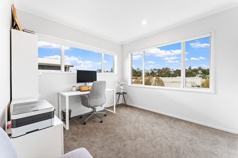 Photo of property in 6 Taitonga Lane, Stanmore Bay, Whangaparaoa, 0932