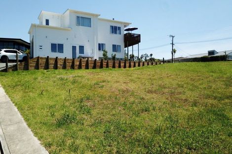 Photo of property in 1100 Cove Road, Langs Beach, 0582