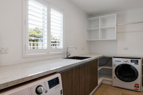 Photo of property in 56 Saint James Drive, Huntington, Hamilton, 3210