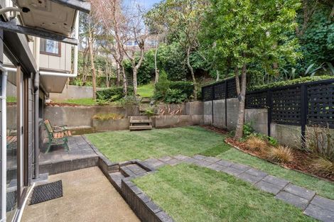 Photo of property in 5 Cassis Place, Crofton Downs, Wellington, 6035