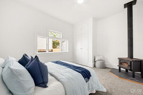 Photo of property in 64 Bell Road, Waiwhetu, Lower Hutt, 5010