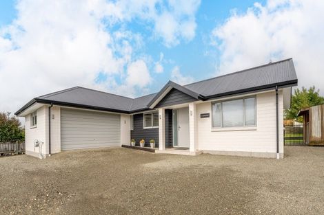 Photo of property in 17 Gordon Street, Weston, Oamaru, 9401