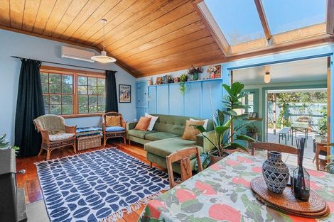 Photo of property in 54 Dublin Street, Martinborough, 5711