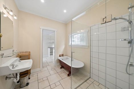 Photo of property in 14 Khyber Road, Seatoun, Wellington, 6022