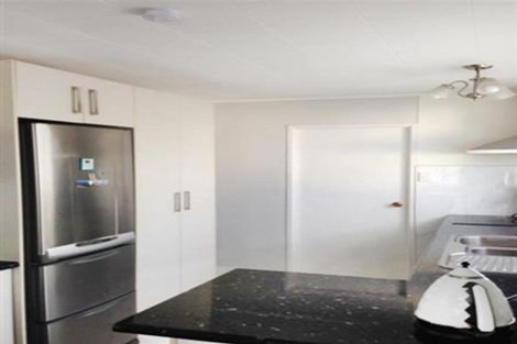 Photo of property in 24 Carter Place, Manurewa, Auckland, 2102