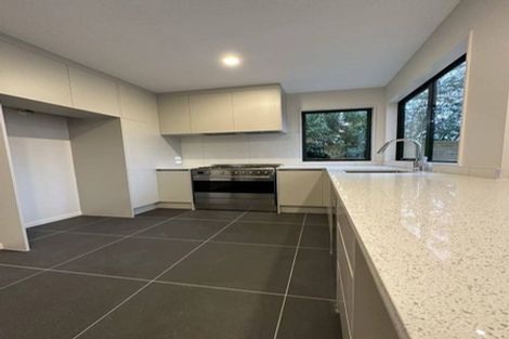 Photo of property in 6a Blenheim Street, Glenfield, Auckland, 0629