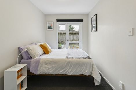 Photo of property in 3/21 Duchess Place, Maupuia, Wellington, 6022