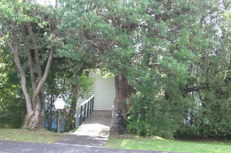 Photo of property in 3 Murray Road, Te Atatu Peninsula, Auckland, 0610