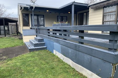 Photo of property in 13 Gloaming Place, Conifer Grove, Takanini, 2112