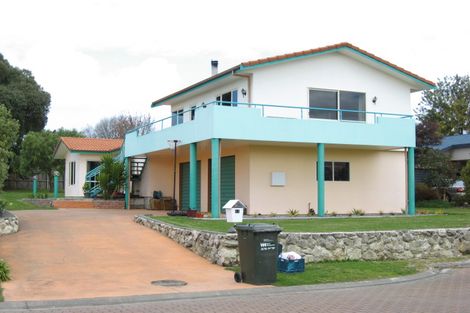 Photo of property in 11 Penlington Place, Havelock North, 4130