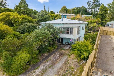 Photo of property in 10 Seymour Road, Sunnyvale, Auckland, 0612