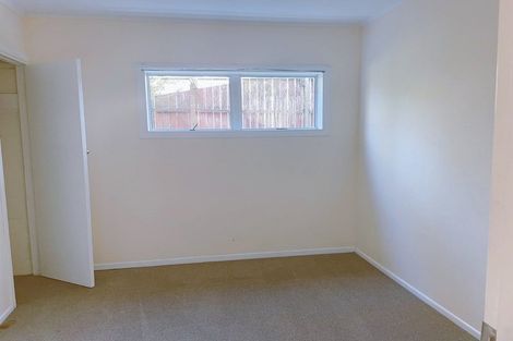 Photo of property in 9 Statesman Street, Henderson, Auckland, 0612