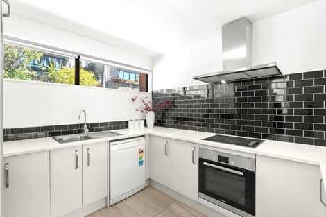 Photo of property in 5/40 Brockworth Place, Riccarton, Christchurch, 8011