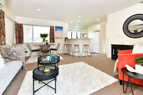 Photo of property in 13a Joydon Place, Stanmore Bay, Whangaparaoa, 0932