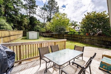 Photo of property in 90 Kemp Road, Massey, Auckland, 0614