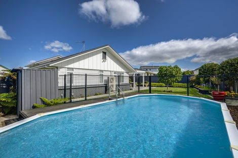 Photo of property in 35 Holyrood Street, Taradale, Napier, 4112