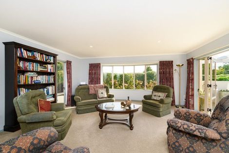 Photo of property in 17 Suffolk Crescent, Feilding, 4702