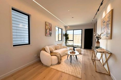 Photo of property in 2/59 Howe Street, Howick, Auckland, 2014