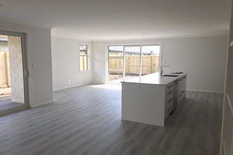 Photo of property in 37 Piata Street, Papamoa Beach, Papamoa, 3118