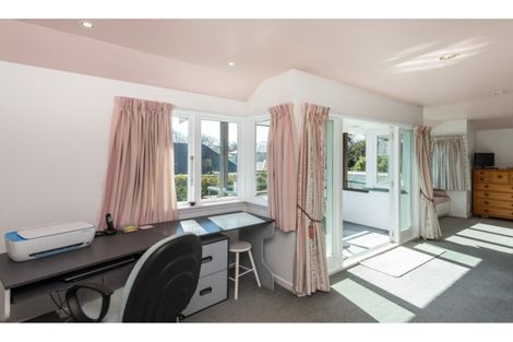 Photo of property in 37 Holly Road, St Albans, Christchurch, 8014